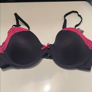 Elegant Black and Pink Lace Bra